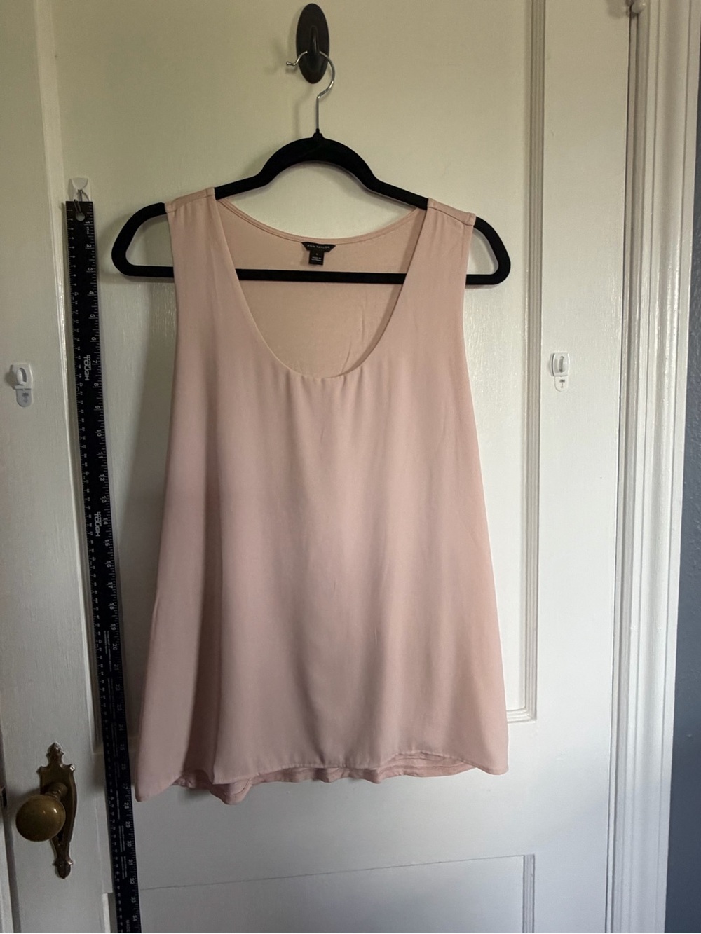 Ann Taylor Pale Pink Sleeveless Scoop Neck Camisole